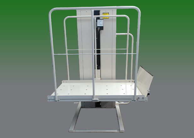Mac's PL-50 vertical platform wheelchair porch lift for mobile homes with safety rails and ramp in Las Vegas - ELECTROPEDIC