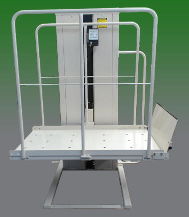 Mac's PL-50 all-weather vertical platform porch lift with automotive-grade powder coat finish outdoors in Las Vegas - ELECTROPEDIC